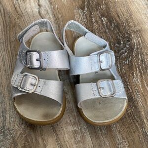 Merrell Silver Kids Sandals with Velcro Buckle Straps